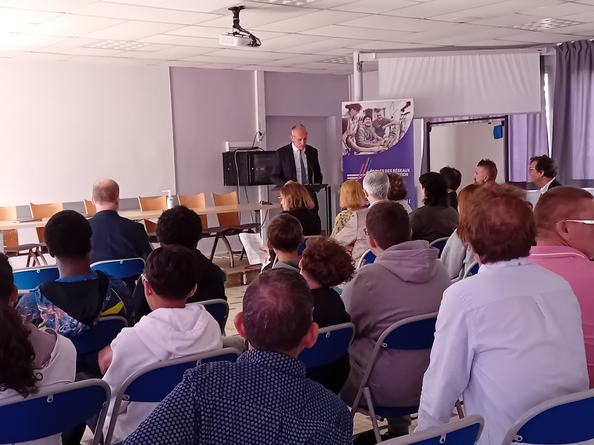 Signature de la convention « Écoles des Réseaux » avec Enedis